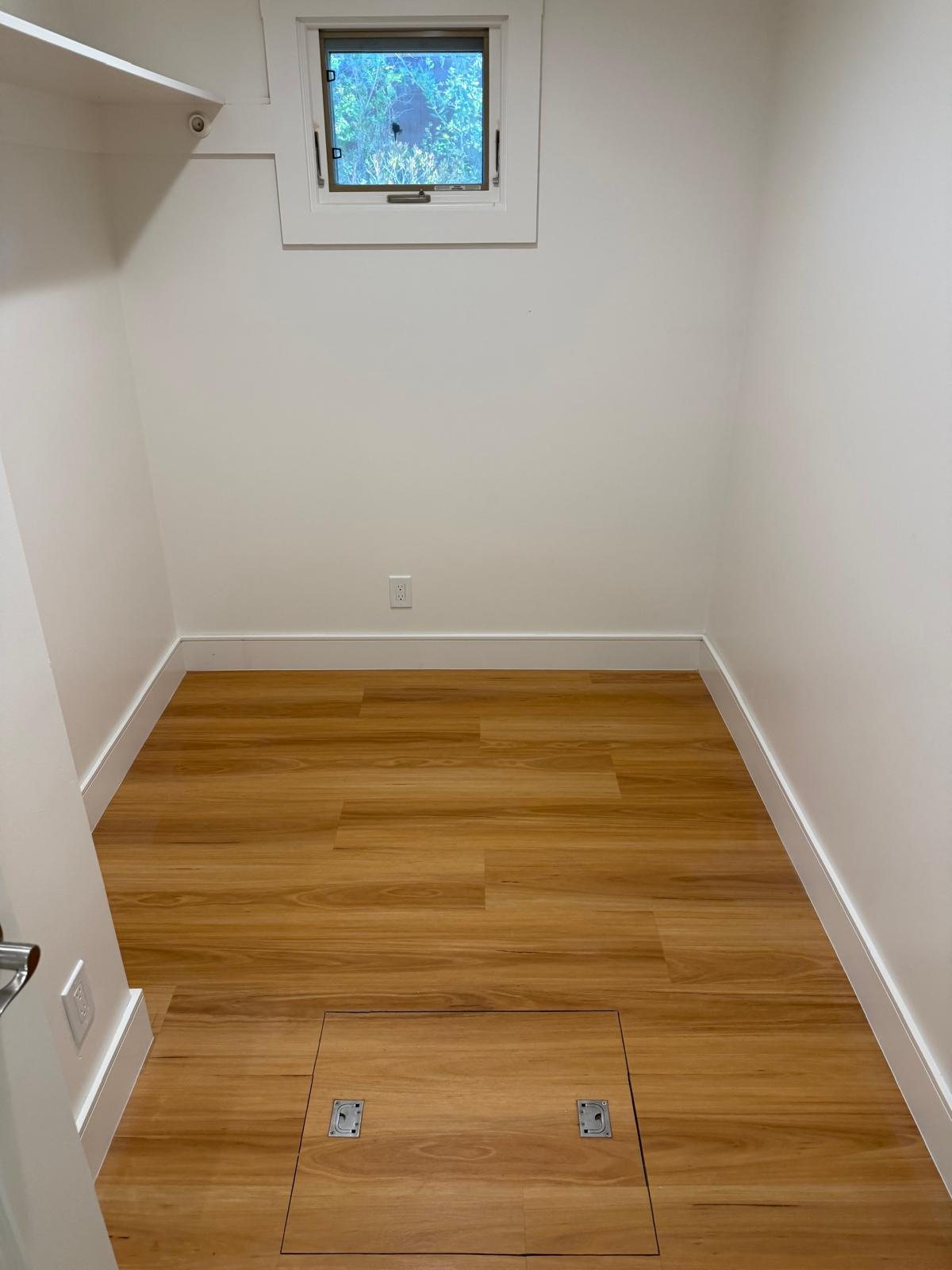 Interior Remodeling & Flooring — portfolio photograph 26