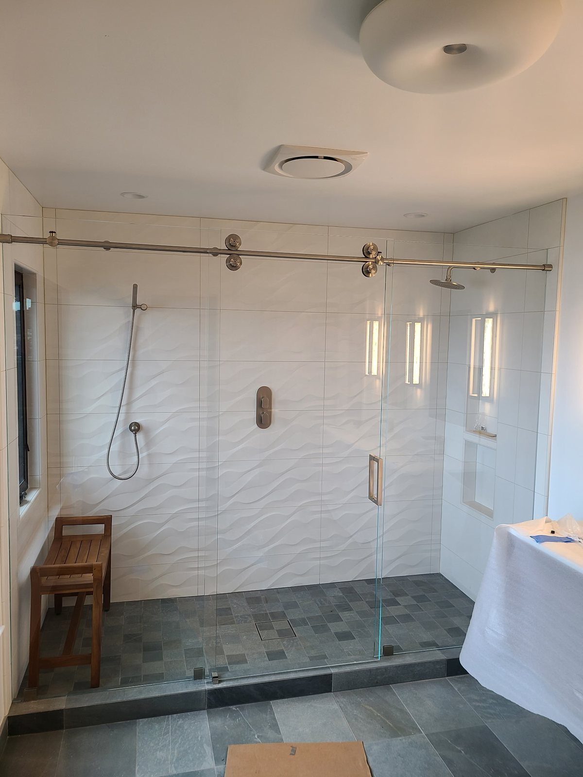 Interior Remodeling & Flooring — portfolio photograph 30